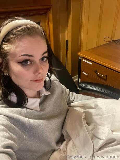 Vividunne onlyfans lean