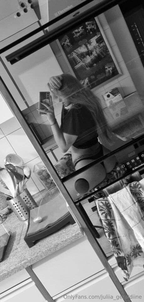 Juliia Geraldiine is on onlyfans