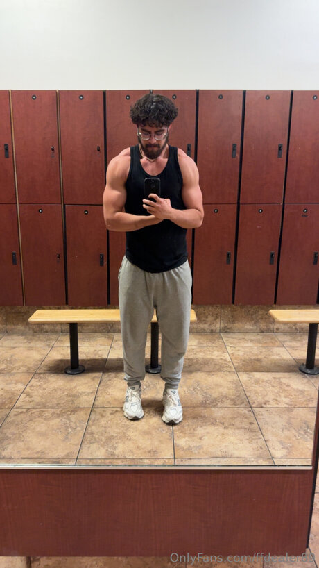 Ffdealer89 strip onlyfans