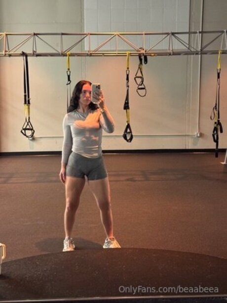 Beaabeea onlyfans leaks.