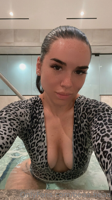 Beaabeea strip onlyfans