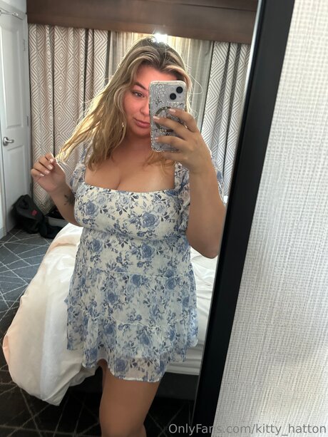 Kitty Hatton feet onlyfans