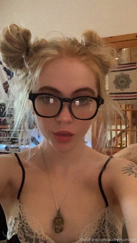 Audreysummer ass onlyfans