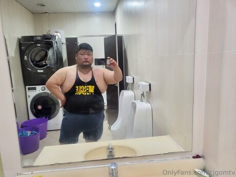 Cjgomtv feet onlyfans