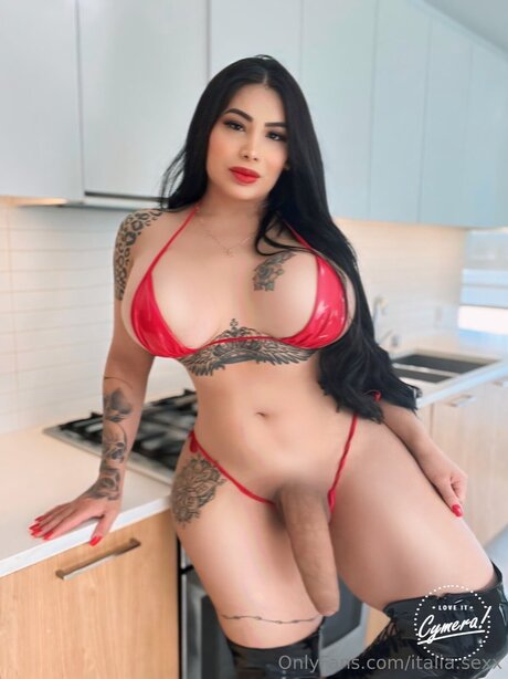 Italia Sexx feet onlyfans