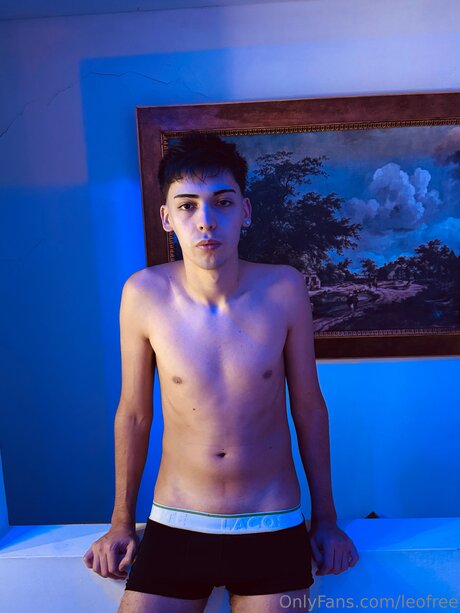 Leofree naked on onlyfans