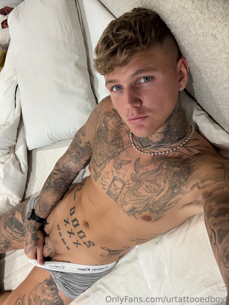 Urtattooedboyf nude onlyfans pics