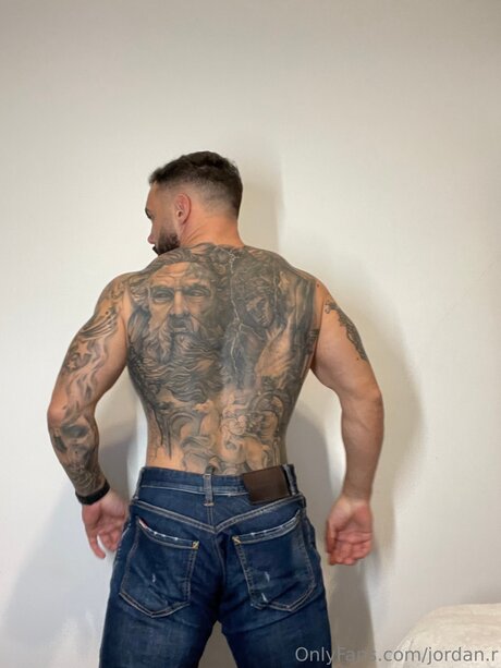 Jordan R onlyfans photos