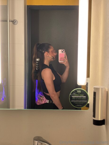 Lea Leclerc onlyfans leaks