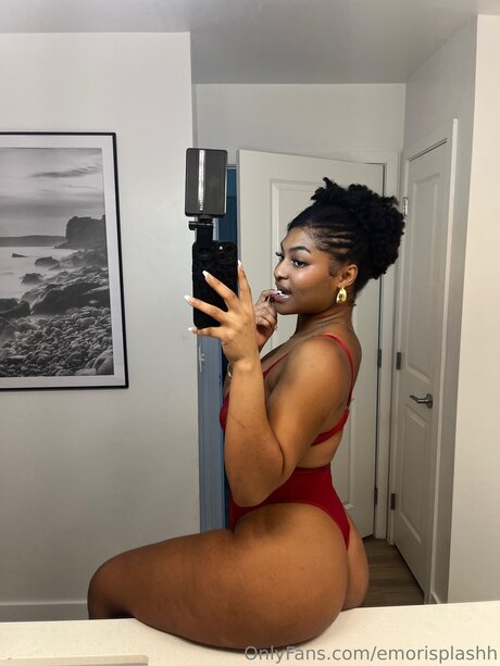 Emorisplashh porn onlyfans