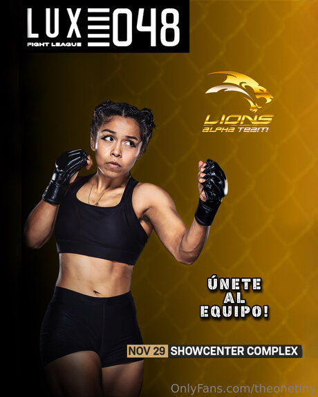 Theonetiny nude onlyfans pics