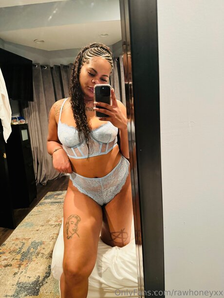 Rawhoneyxx porn leaked onlyfans