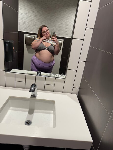 Gabbyglazer naked onlyfans pics