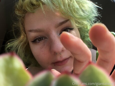 Giantaliengf leaked onlyfans.