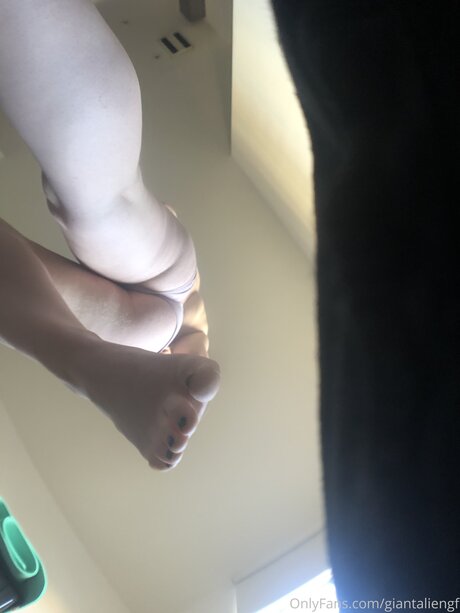 Giantaliengf onlyfans uncensored