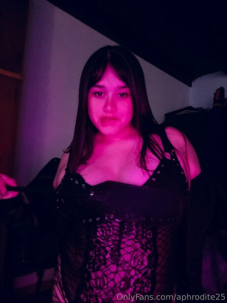 Aphrodite25 onlyfans sex