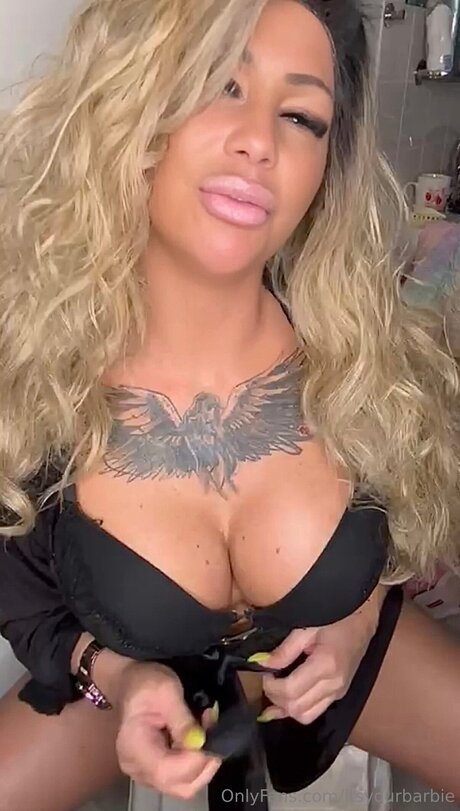 Itsyourbarbie nudes onlyfans leak