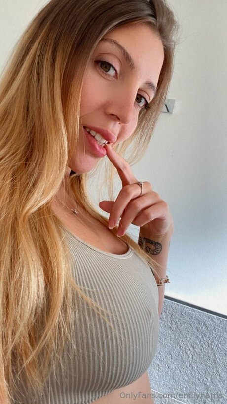 Emilyharris onlyfans nude pictures