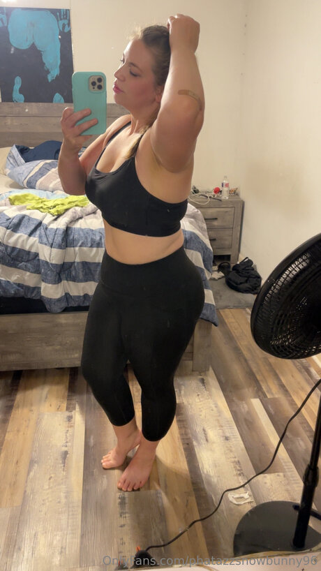 Phatazzsnowbunny96 onlyfans topless