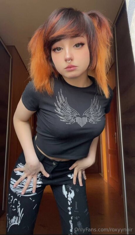 Roxyynoirrr only fans free