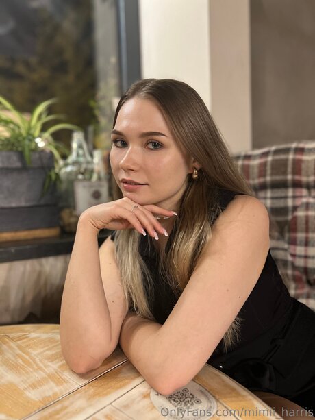 Mimii Harris onlyfans star