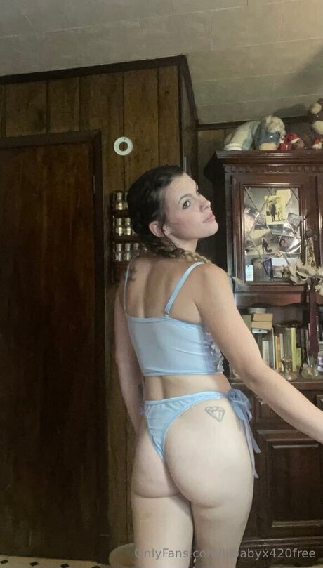 Lilbabyx420free nude leaked onlyfans