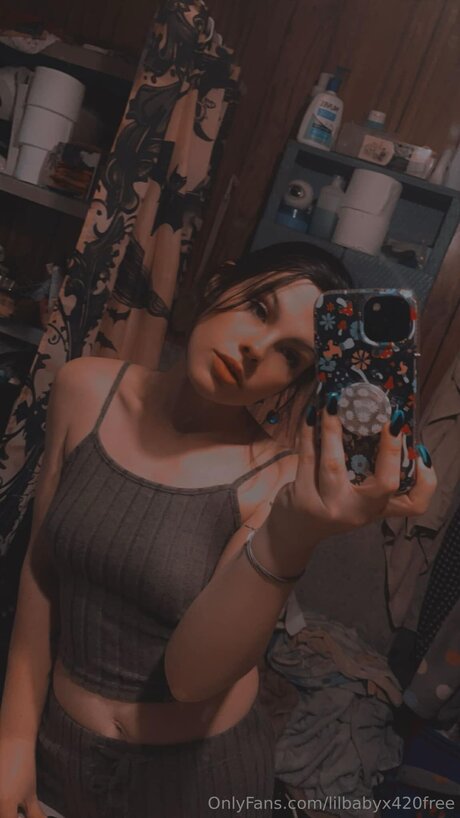 Lilbabyx420free naked onlyfans leak