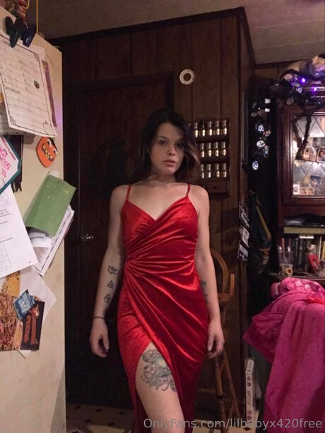 Lilbabyx420free onlyfans leaked tits