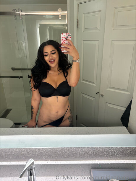 Yourgirladriana10 onlyfans xxx