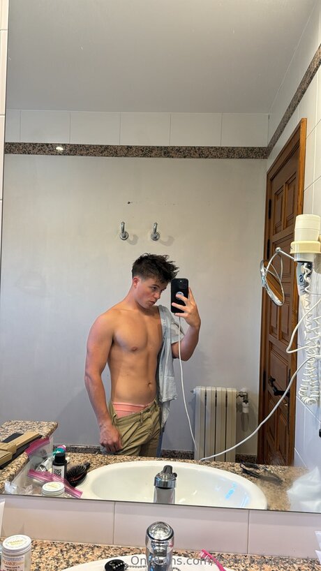 Itsmichaeldoherty naked only fans