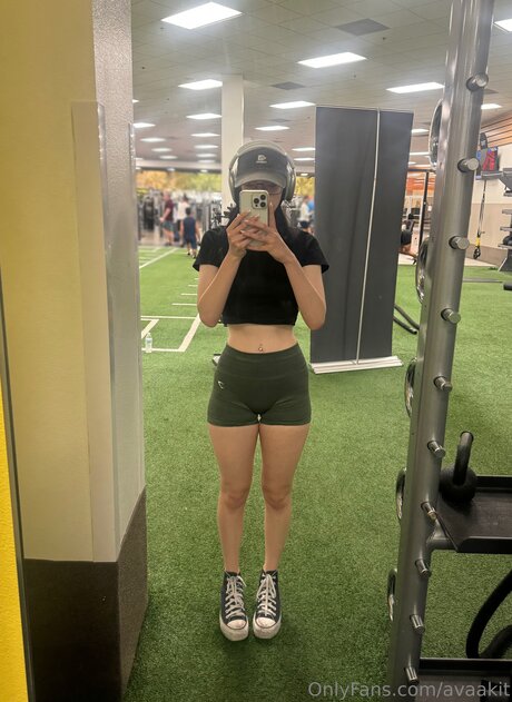 Alessandrakit feet onlyfans