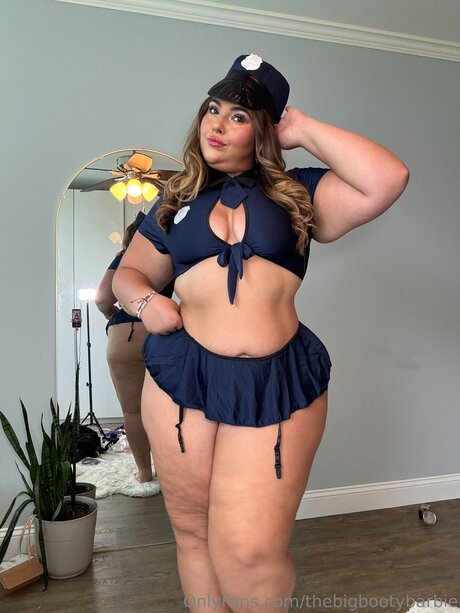 Thebigbootybarbie onlyfans leak nude
