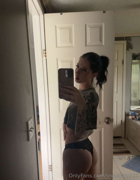 Snowwhyte222 new onlyfans leaks