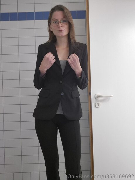 U353169692 onlyfans content type