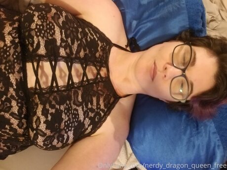 Nerdy Dragon Queen Free onlyfans leak naked