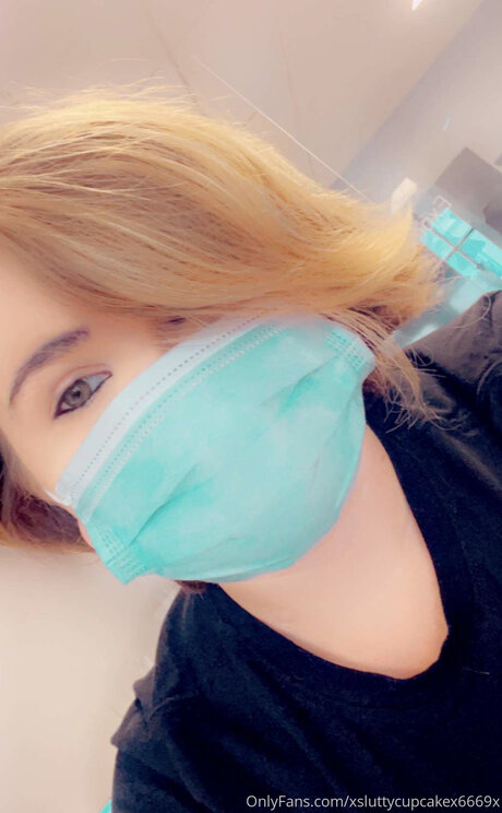 Xsluttycupcakex6669x Profile pic