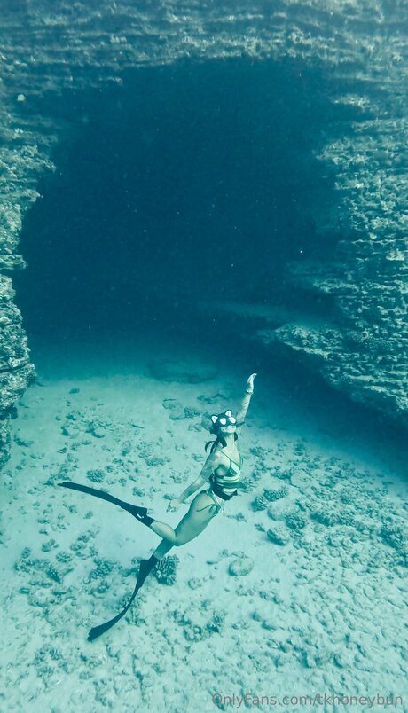 Tkhoneybun sexy onlyfans