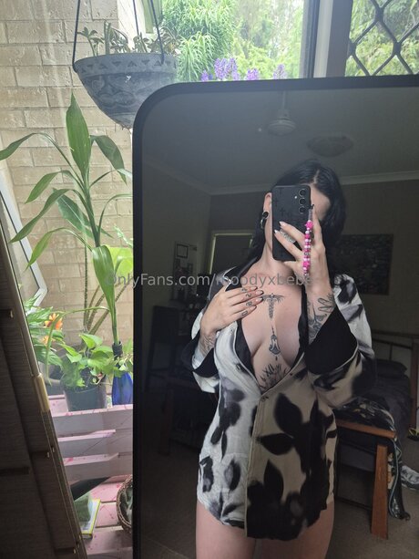 Moodyxbebe onlyfans naked leak