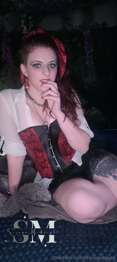 Sirenamidnight onlyfans topless