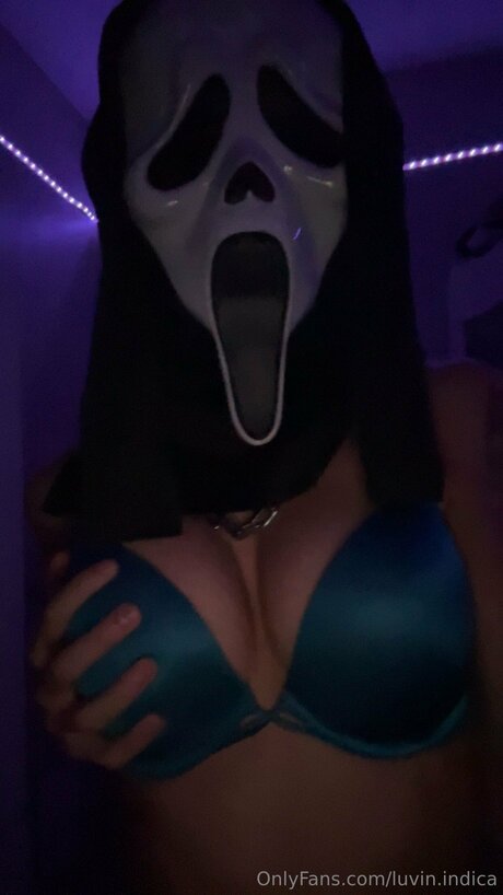 Becxa Hills naked on onlyfans