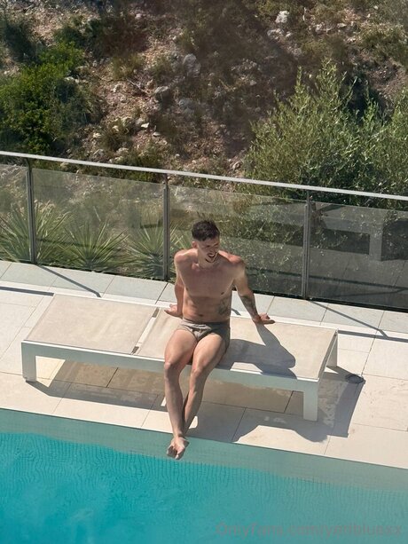 Yeribluexx onlyfans nude leaked