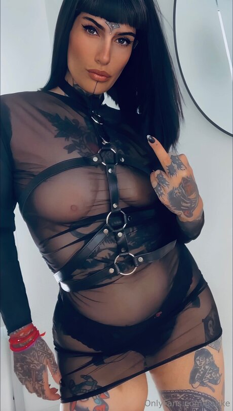 Gotikefree onlyfans topless