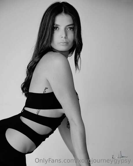 Laylaniluxxo onlyfans nudes