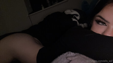 Ells Xof tits onlyfans