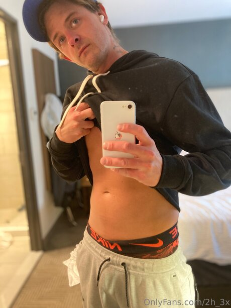 2h 3x nude leaked onlyfans