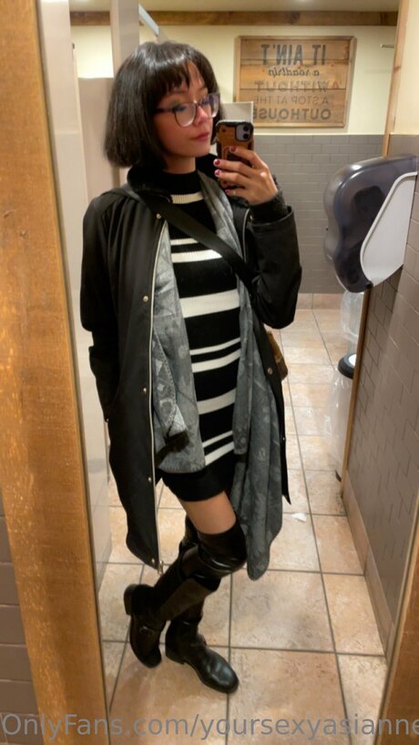 Yoursexyasiannextdoor onlyfans photos