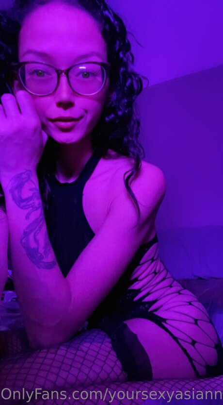 Yoursexyasiannextdoor onlyfans naked pics