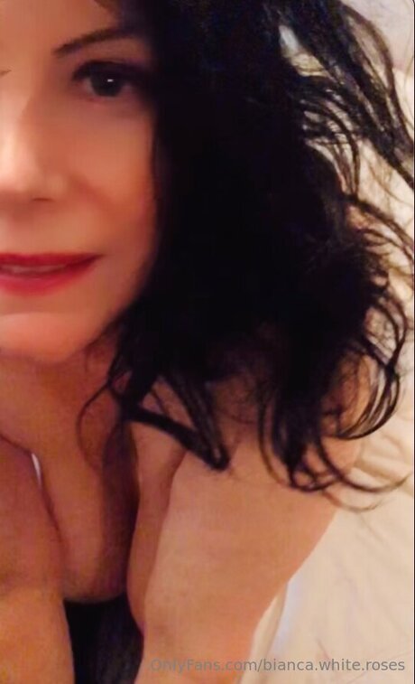 Bianca White Roses onlyfans leak