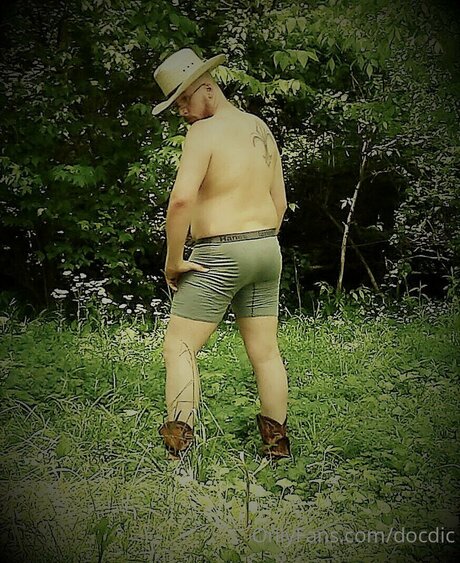 Doc Lanister2 naked on onlyfans