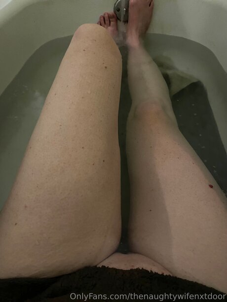 Thenaughtywifenxtdoor onlyfans leaked sex